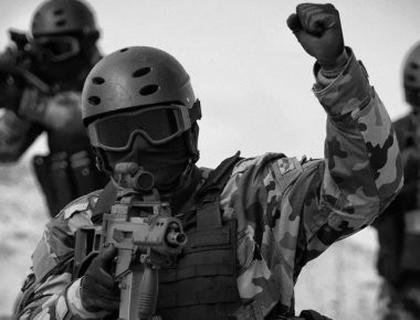 Ελληνικές ειδικές δυνάμεις προσγειώθηκαν στην Σερβία - Επιχειρήσεις με Σέρβους της 63ης Ειδικής Ταξιαρχίας